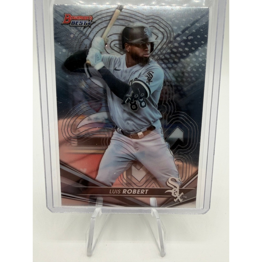 2022 Bowman's Best Luis Robert Chicago White Sox Baseball Card #44 Chrome